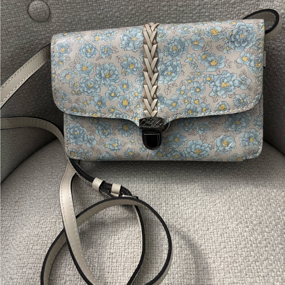 Authentic Patricia Nash Floral Blue and Cream Women's Bag
